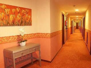 Arrate Hotel Éibar Екстериор снимка