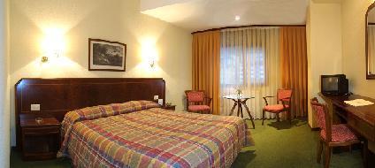 Arrate Hotel Éibar Екстериор снимка