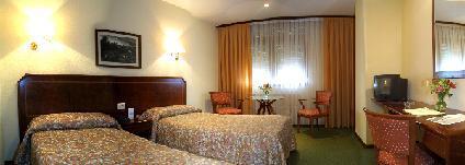 Arrate Hotel Éibar Екстериор снимка